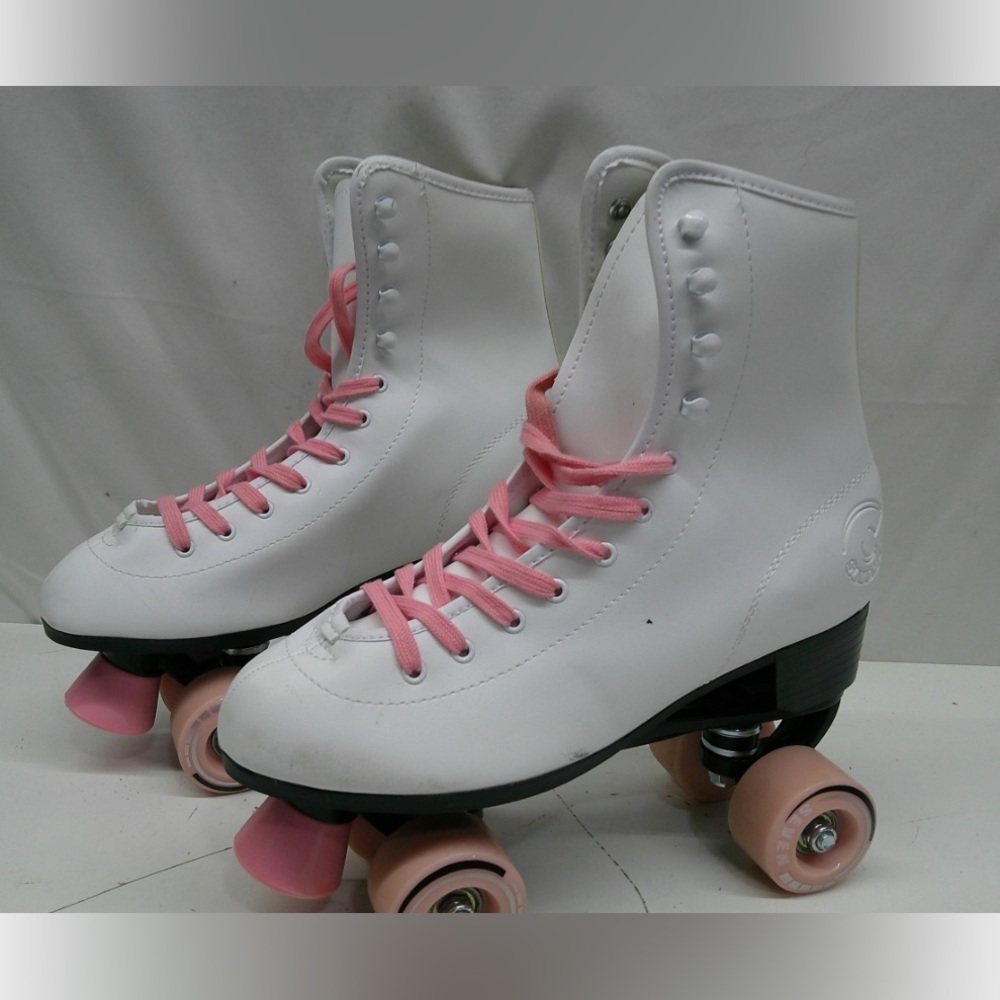 Seven women’s white rollerskates, pink wheels size 9, Preloved